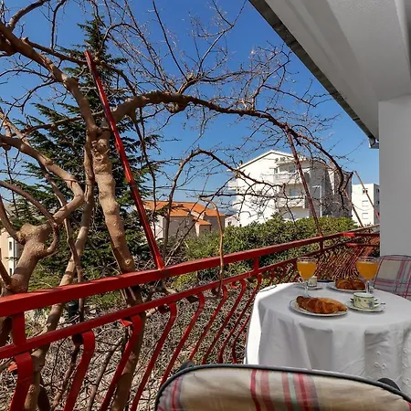 Paunovic Apartmán